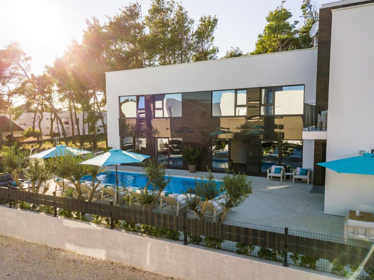 Апартаменти Olive Tree Mansion Вир Екстер'єр фото